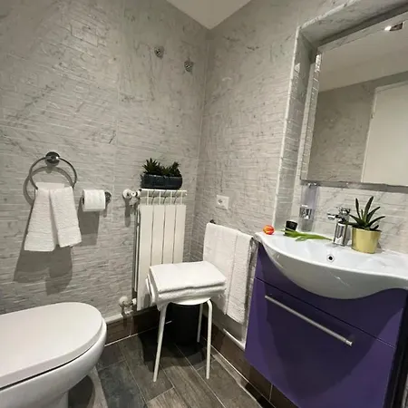 Redreams Guest house *