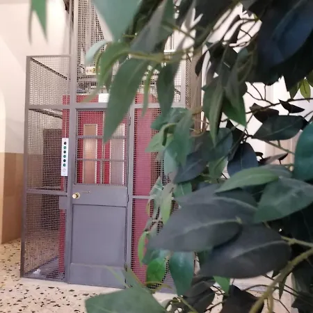 招待所 Redreams 4*